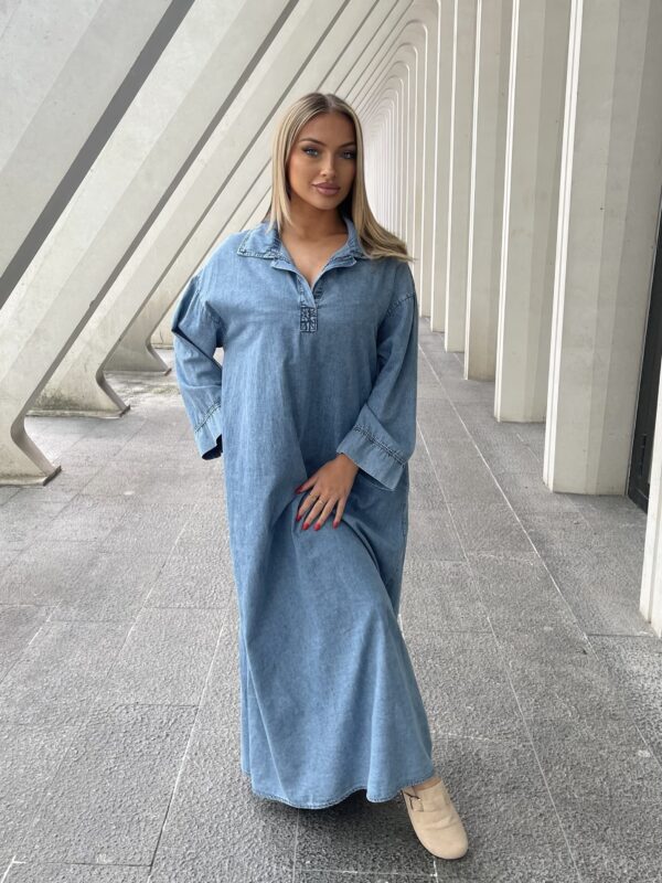 Robe en jeans
  Lisa