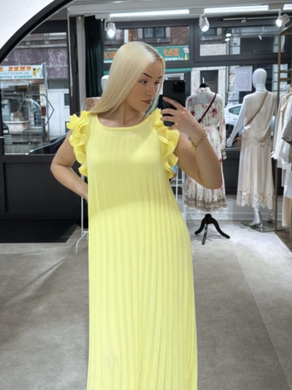 Robe plissé
Jaune