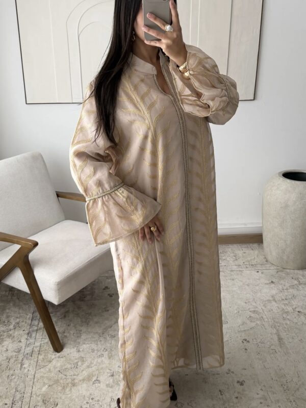 Robe Jasmine ( dispo le 19/03 )